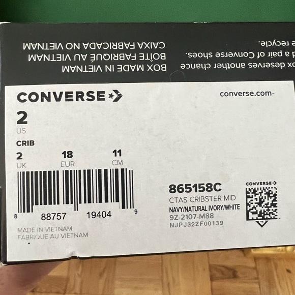 Converse, all stars infant size 2 - Picture 3 of 3